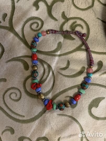 Бусы из натуральных камней