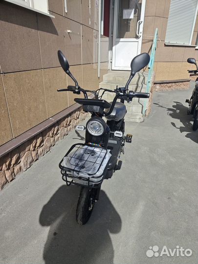 Велосипед скутер с педалями электро 500W