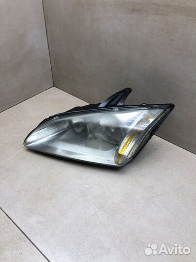 Фара передняя левая Ford Focus 2 5DR хэтчбек 1