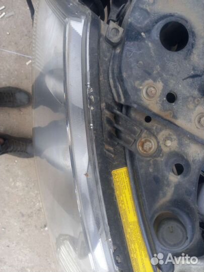 Фара левая mitsubishi outlander XL