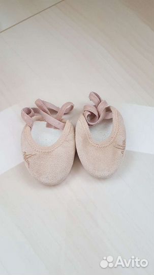 Скакалка и полутапочки для худ. гимнастики