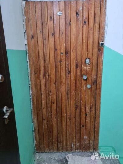Дверь входная деревянная бу