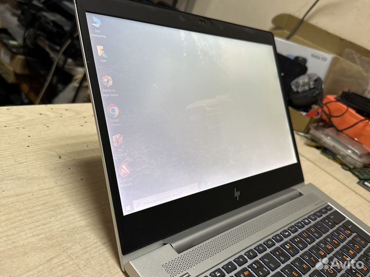 HP 830 g5 с «шпионской матрицей»