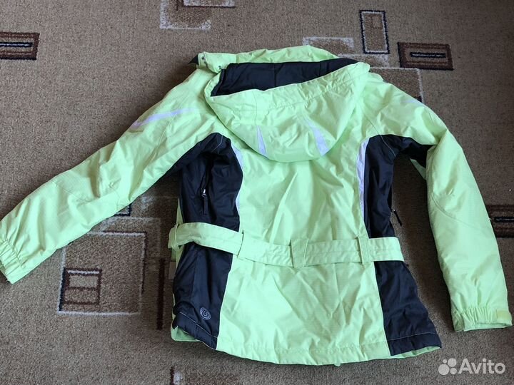 Лыжная куртка женская 42/s