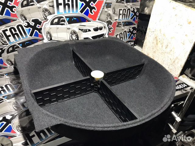 Обшивка багажника Bmw e60