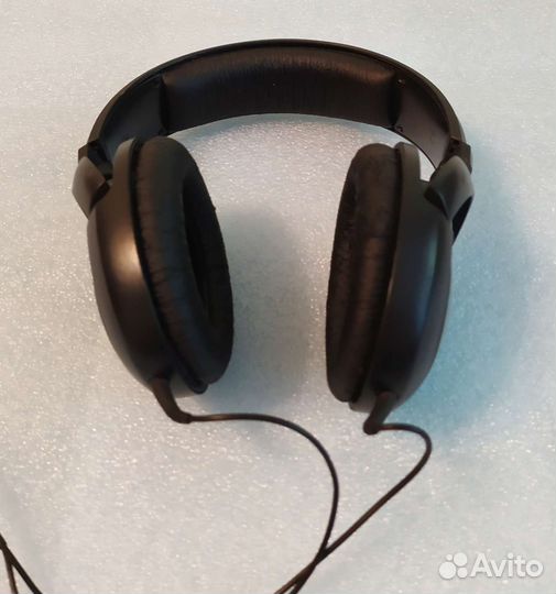 Стереонаушники Sennheiser HD201/205. HI-FI Sound