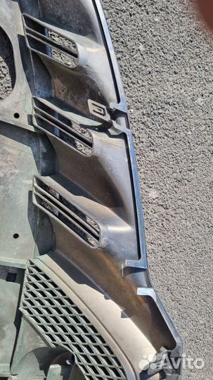 Решётка радиатора Nissan murano