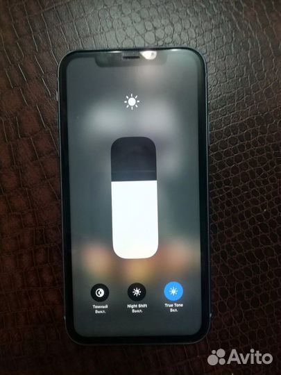 Телефон iPhone хр 128 гб