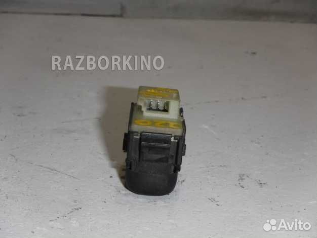 Кнопка стеклоподъемника Mercedes W220 S