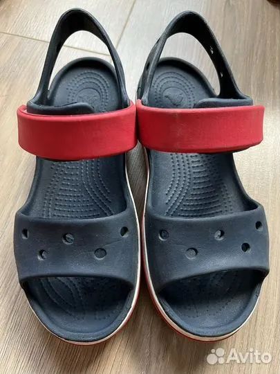 Босоножки Crocs для девочки J2 (33-34)