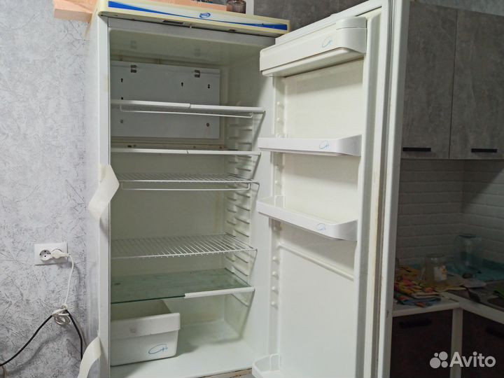 Холодильник на запчасти
