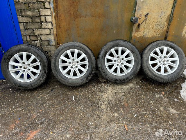 Yokohama 235/65 R17 Оригинальные колеса на Touareg