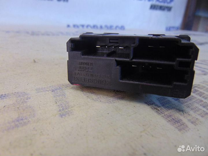 Блок управления обогревом сидения для Peugeot 400