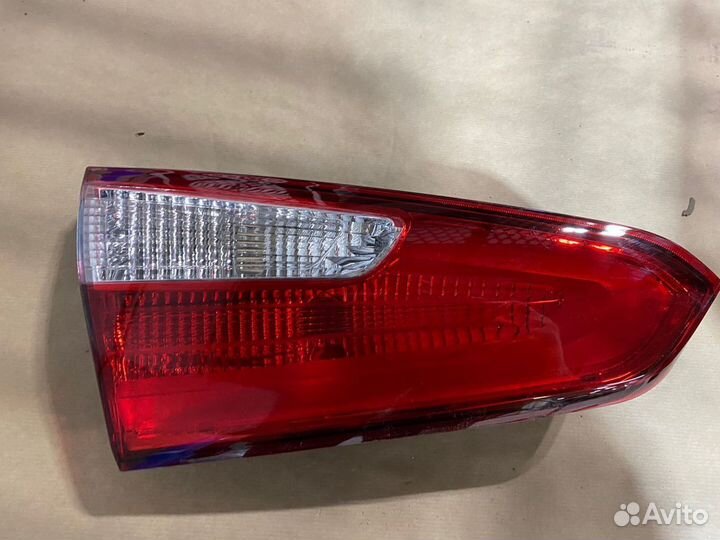 Фонарь внутренний левый kia cerato 3 2009-2013