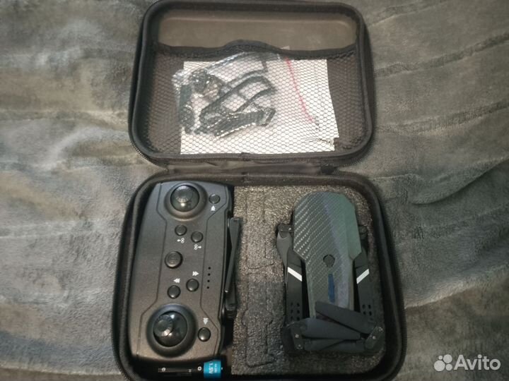 Квадрокоптер с камерой Е88 Про