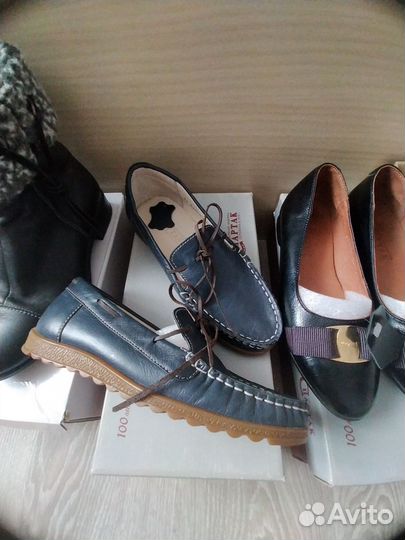 Обувь(туфли,балетки) для девочки 32