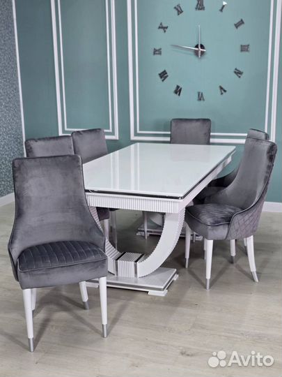 Столы и стулья новые