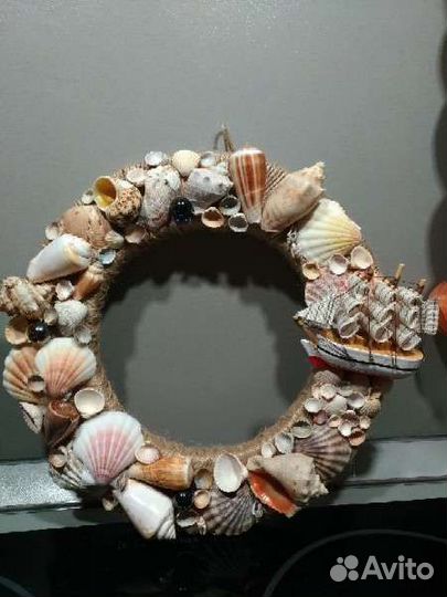 Венок морской, часы в морском стиле