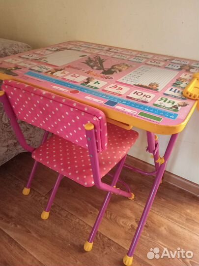 Детский стол и стул 