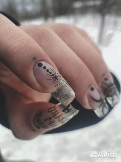 Услуги маникюра на дому