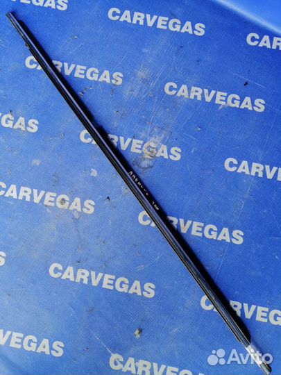 Бархотка наружная Toyota Avensis