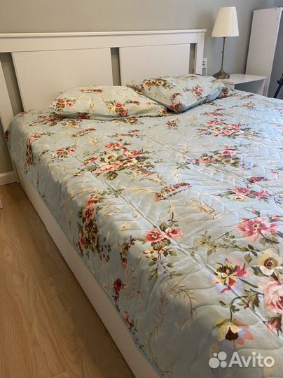 Стеганое покрывало плед на кровать диван икеа