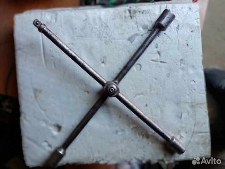 Ключ балонник