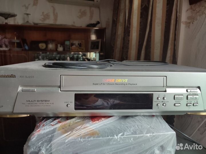 Видеомагнитофон panasonic