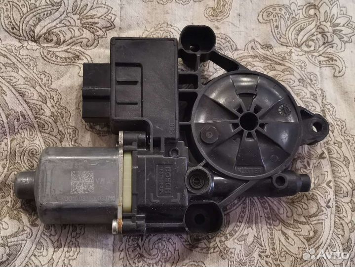 Мотор стеклоподъемника VW golf 7