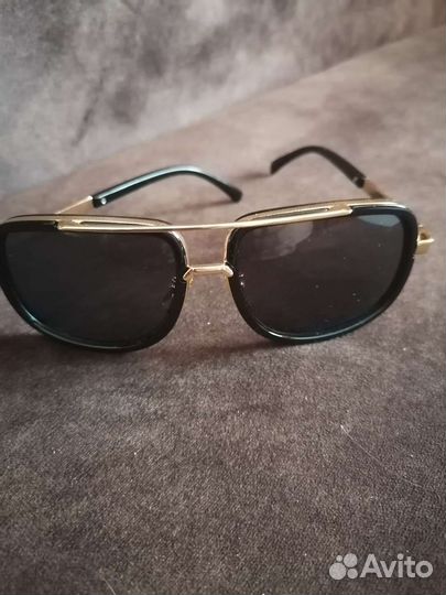 Солнцезащитные очки