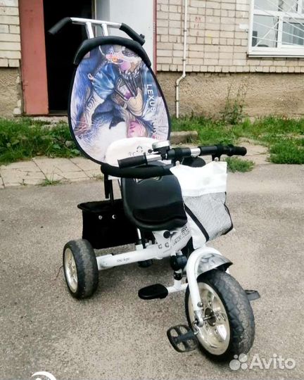 Велосипед детский с ручкой