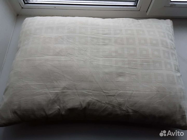 Подушка 65x45x20 см. в в чехле