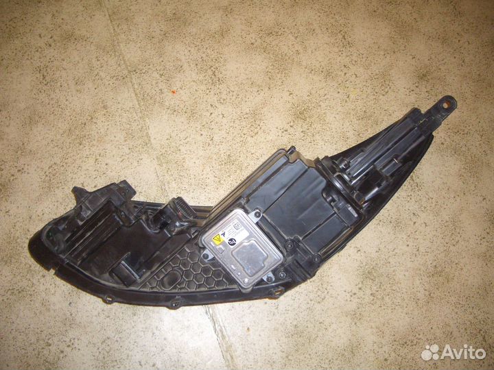 Корпус фары правой с линзой Киа Спортейдж с 15