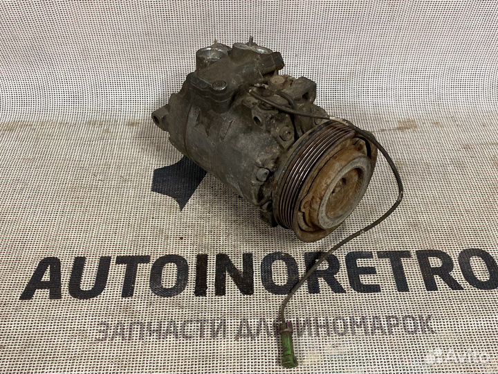 Компрессор кондиционера VAG 4B0260805B