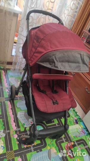 Прогулочная коляска