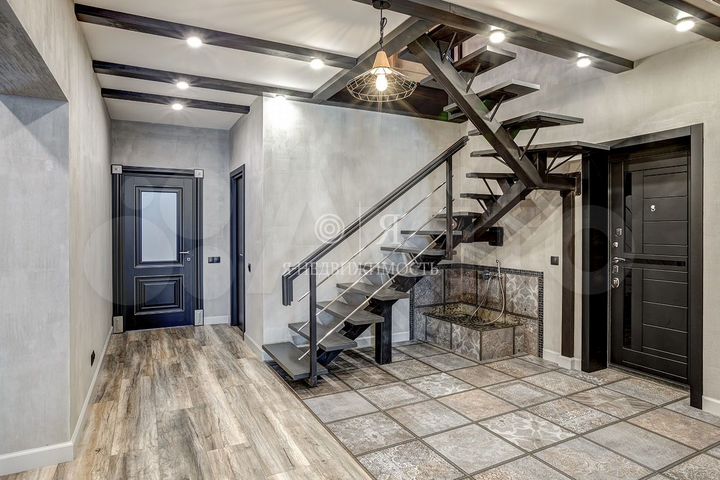 3-к. квартира, 156 м², 3/4 эт.