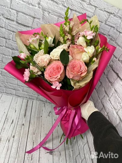 Цветы букеты с доставкой Розы