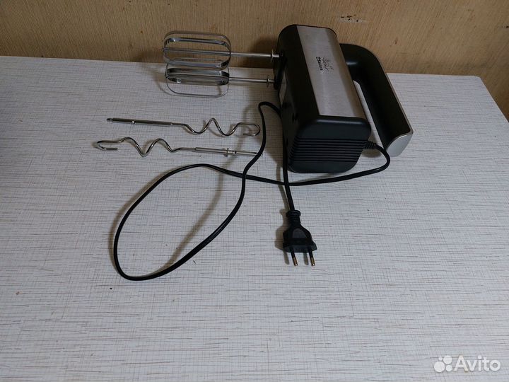 Миксеры планетарный Aka Unifix и Sakura 500w