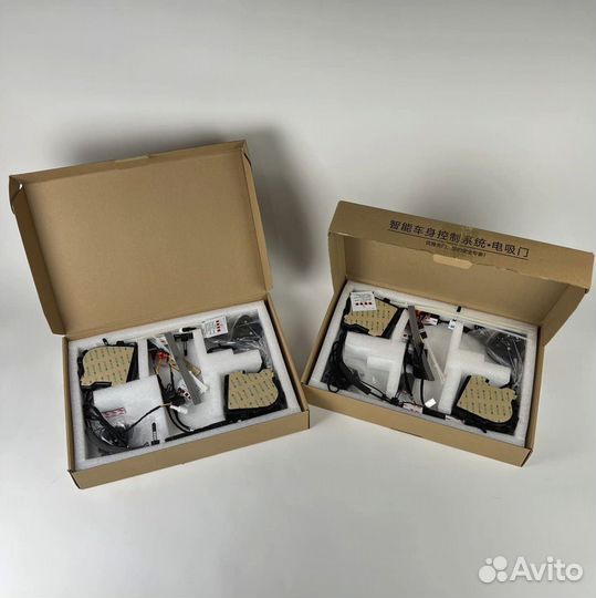 Доводчики дверей Toyota Land Cruiser 200