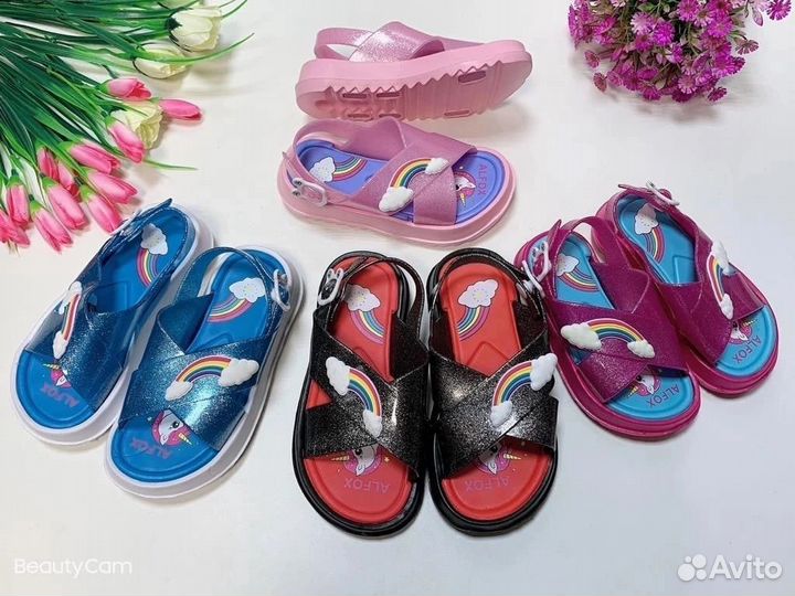 Сандалии для девочки