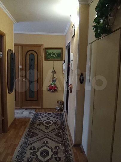 3-к. квартира, 64 м², 3/9 эт.