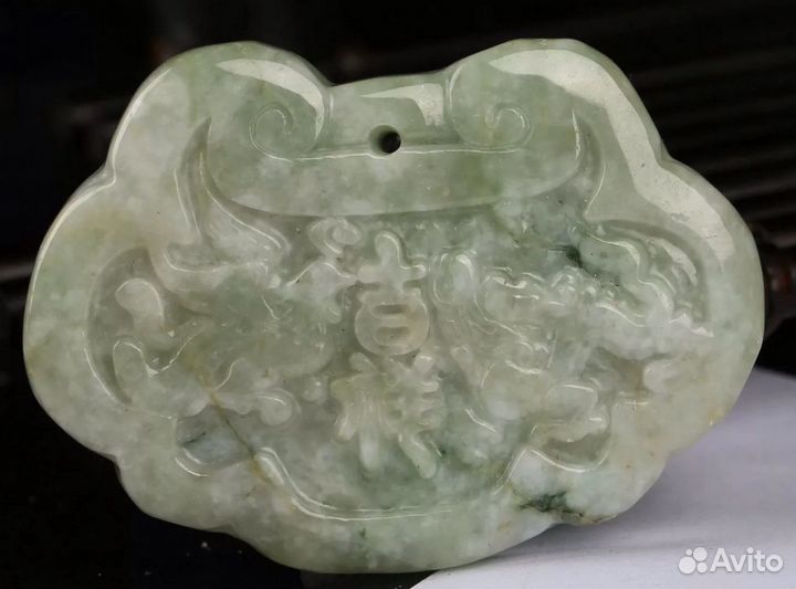 Амулет из жадеита 