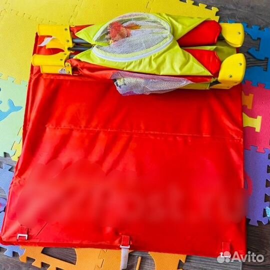 Продам детский уголок манеж складной в отличном со