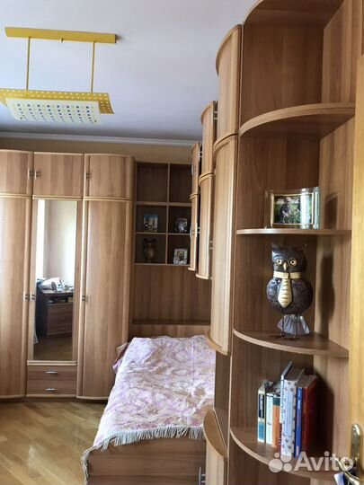 Гарнитур мебели с кроватью