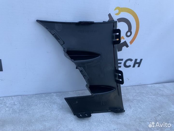 Накладка бампера Mercedes W205 A2058858502