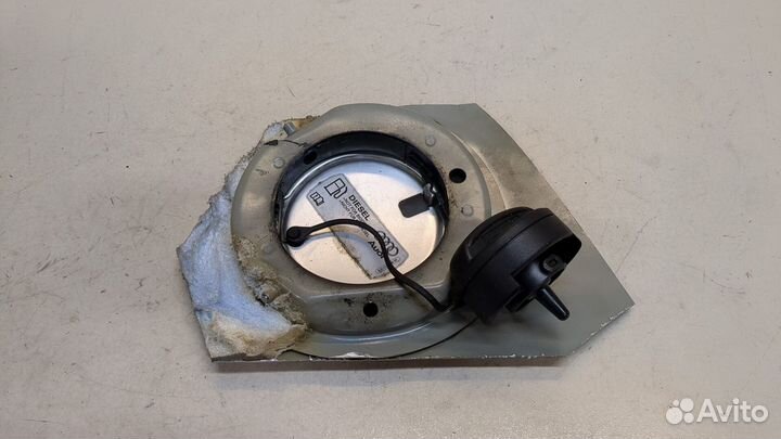 Лючок бензобака Audi TT (8J)