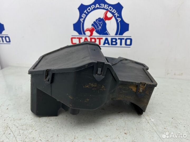 Крышка МКПП Ford Fusion fyja 2008