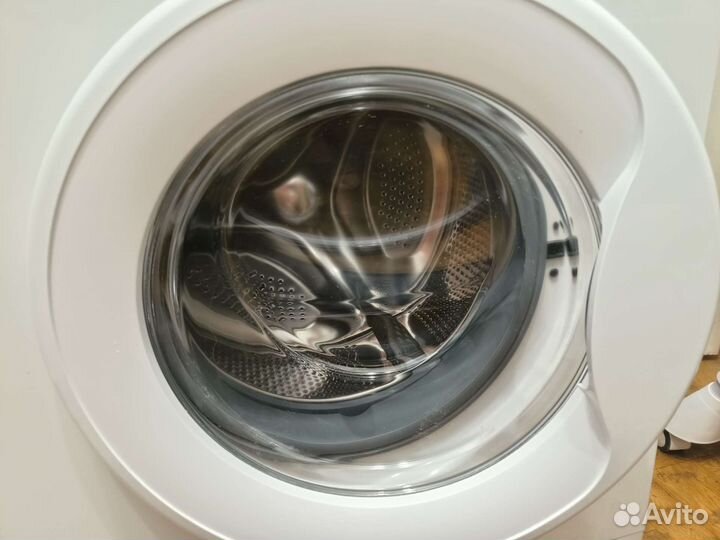 Стиральная машина Hansa WHB 10381