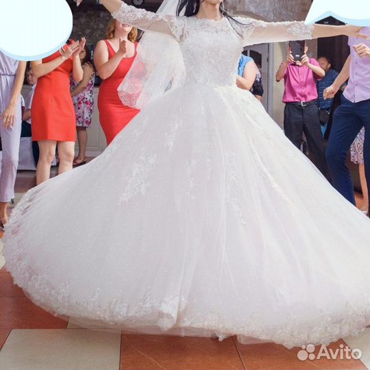 Свадебное платье