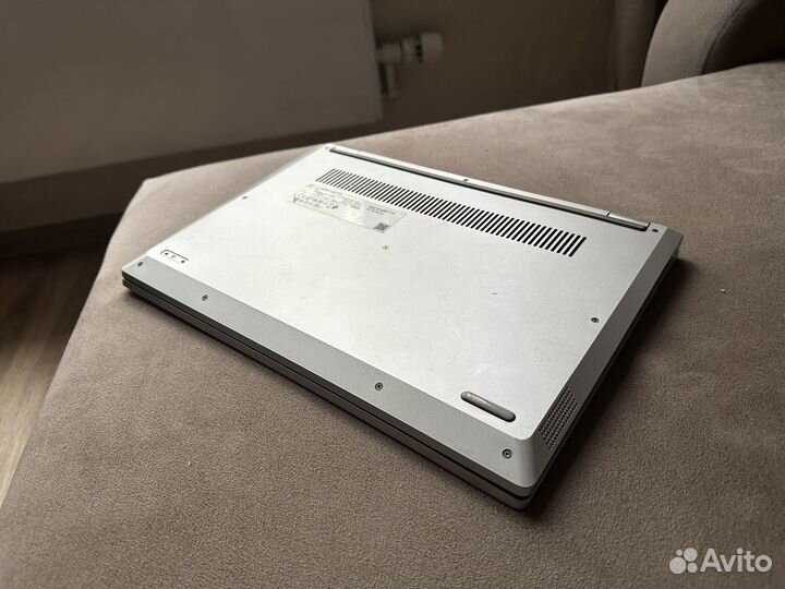 Ноутбук lenovo